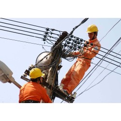 Tiếp tục thực hiện lộ trình điều chỉnh giá điện Tiếp tục thực hiện lộ trình điều chỉnh giá điện